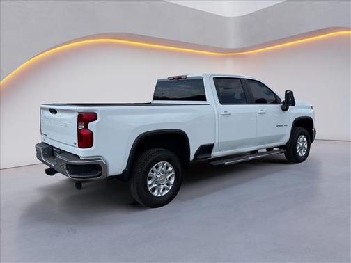 Summit White 2026 Chevrolet Silverado 2500 LT