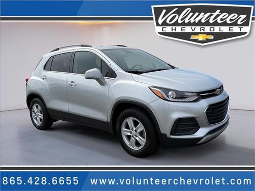 Silver Ice Metallic 2020 Chevrolet Trax LT