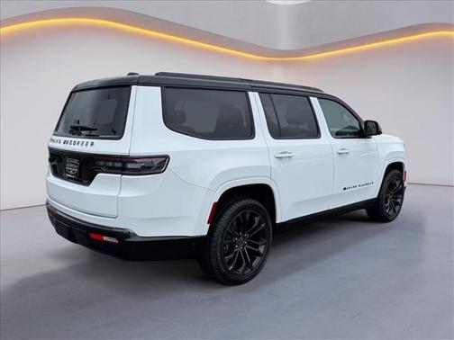 Bright White Clearcoat 2024 Jeep Grand Wagoneer Series II 4x4