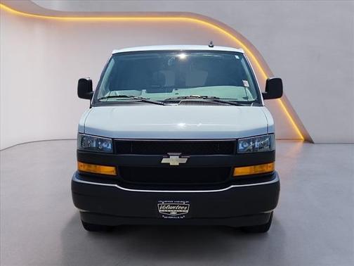 2022 Chevrolet Express 3500 RWD 3500 Extended Wheelbase LS