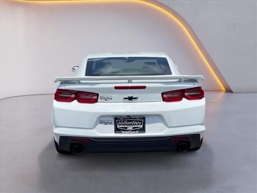 2020 Chevrolet Camaro RWD Coupe LT1