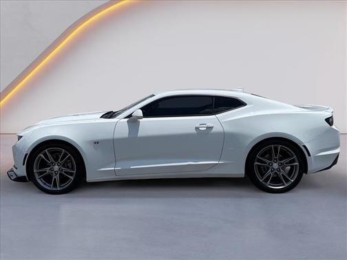 Summit White 2019 Chevrolet Camaro 2LT