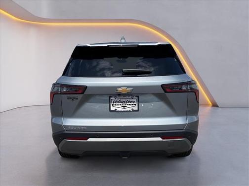 Sterling Gray Metallic 2026 Chevrolet Equinox 1LT