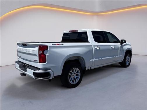 Summit White 2026 Chevrolet Silverado 1500 RST