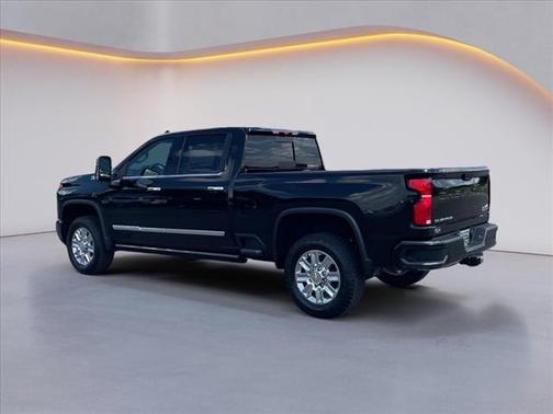 2025 Chevrolet Silverado 2500 High Country