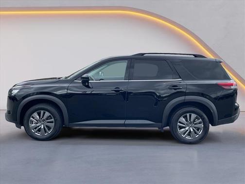 2025 Nissan Pathfinder SV 4WD