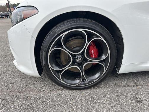 2024 Alfa Romeo Giulia Ti