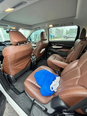 White 2019 Subaru Ascent Touring 7-Passenger