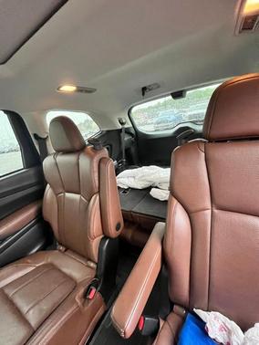 White 2019 Subaru Ascent Touring 7-Passenger