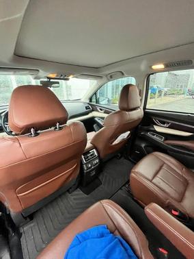 White 2019 Subaru Ascent Touring 7-Passenger