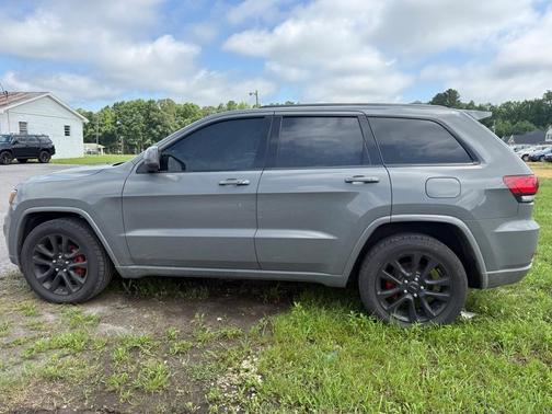 2019 Jeep Grand Cherokee Altitude
