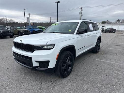 2025 Jeep Grand Cherokee L Laredo
