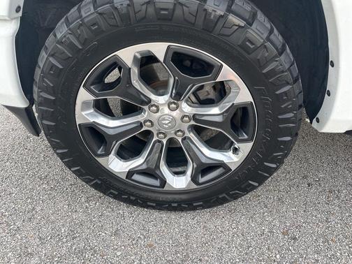 Bright White Clearcoat 2020 RAM 1500 Limited