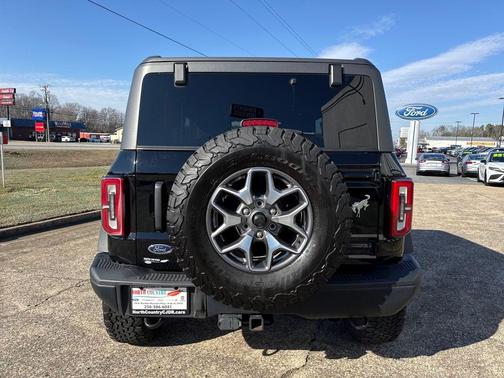 2024 Ford Bronco Badlands