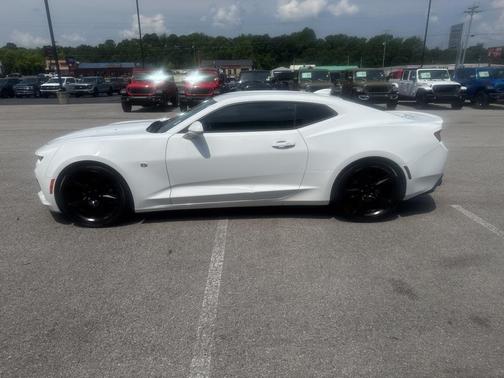 2017 Chevrolet Camaro 2LT