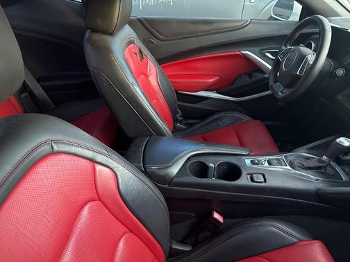 2017 Chevrolet Camaro 2LT