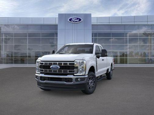 2025 Ford F-350 XLT