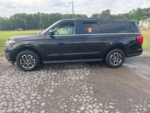 Black Metallic 2024 Ford Expedition Max XLT