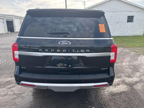 Black Metallic 2024 Ford Expedition Max XLT