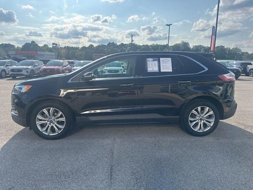 2019 Ford Edge Titanium
