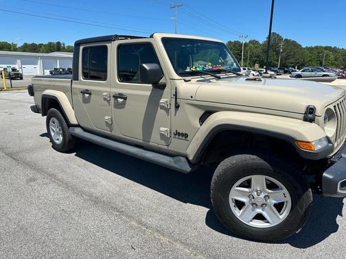 2020 Jeep Gladiator Sport