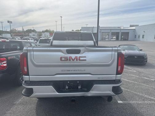 2023 GMC Sierra 2500 Denali