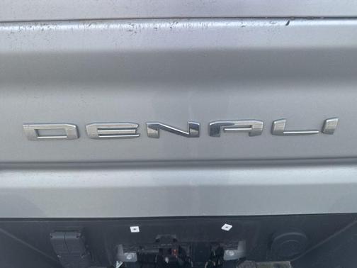 2023 GMC Sierra 2500 Denali