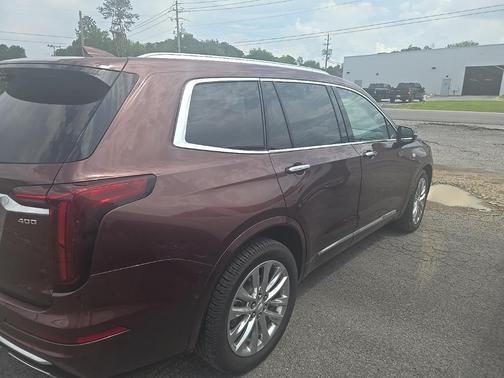 2022 Cadillac XT6 Premium Luxury FWD