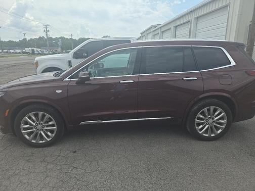 2022 Cadillac XT6 Premium Luxury FWD