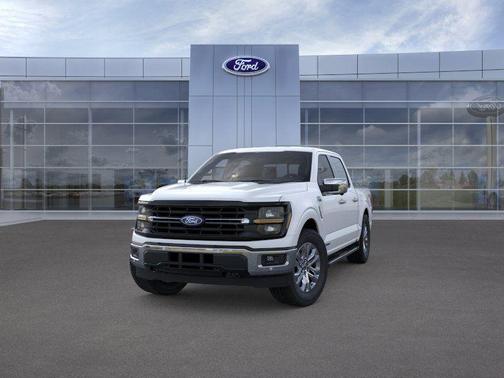 Oxford White 2025 Ford F-150 XLT