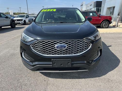 Black Metallic 2023 Ford Edge SEL