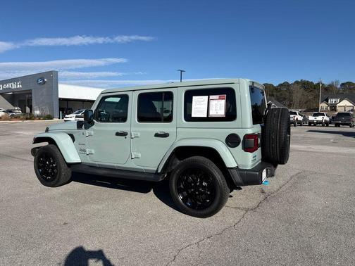 2023 Jeep Wrangler 4xe Sahara
