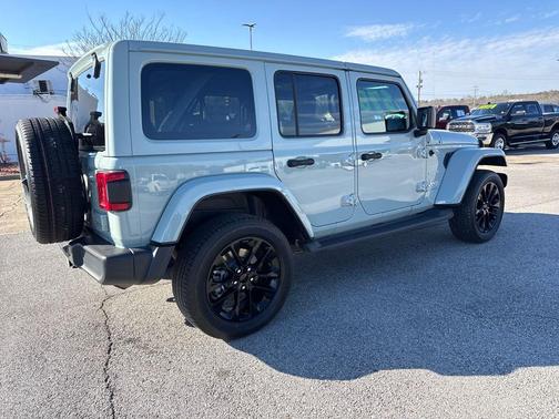 2023 Jeep Wrangler 4xe Sahara