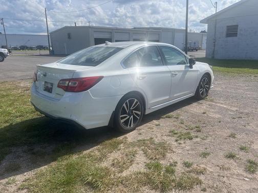 2018 Subaru Legacy 2.5i Sport