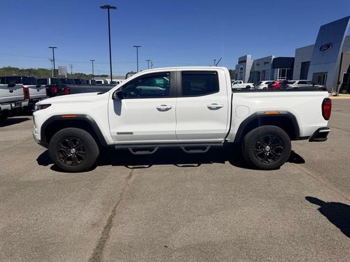 Summit White 2024 GMC Canyon Elevation