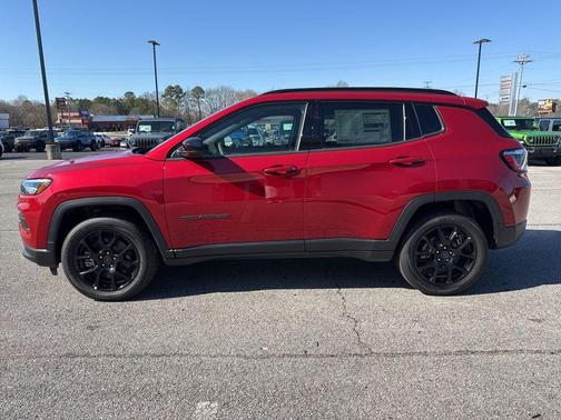 2026 Jeep Compass Latitude