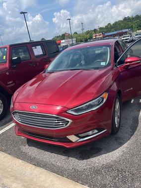 2017 Ford Fusion Hybrid SE