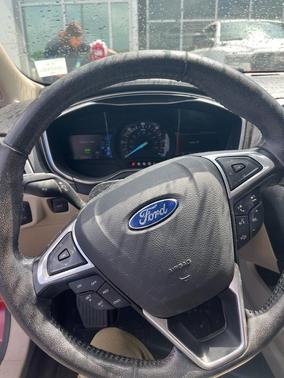2017 Ford Fusion Hybrid SE