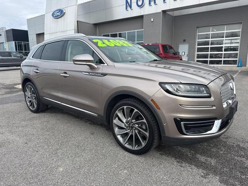 2019 Lincoln Nautilus Reserve