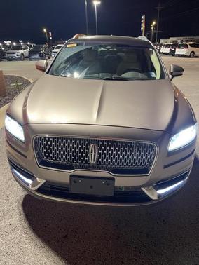 2019 Lincoln Nautilus Reserve