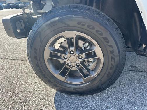 2017 Jeep Wrangler Sahara