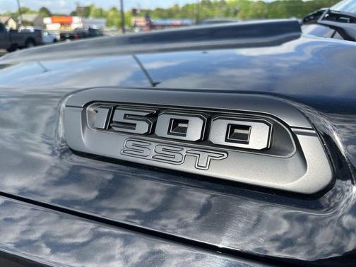 Diamond Black 2025 RAM 1500 Big Horn/Lone Star