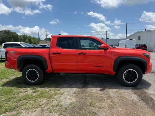 2024 Toyota Tacoma TRD Off Road