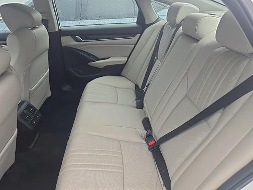 2022 Honda Accord EX-L
