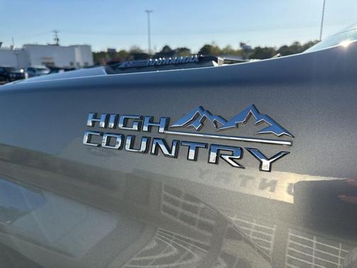 Sterling Gray Metallic 2024 Chevrolet Silverado 2500 High Country