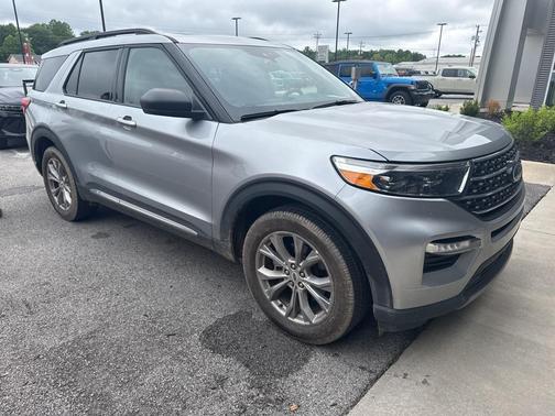 2023 Ford Explorer XLT