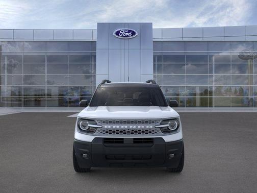 Space White Metallic 2026 Ford Bronco Sport Outer Banks
