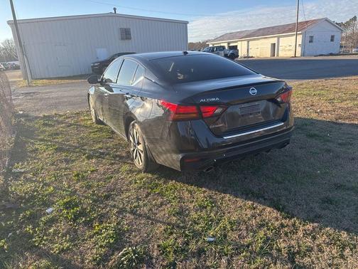 2021 Nissan Altima 2.5 SL