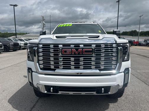 Summit White 2024 GMC Sierra 2500 Denali