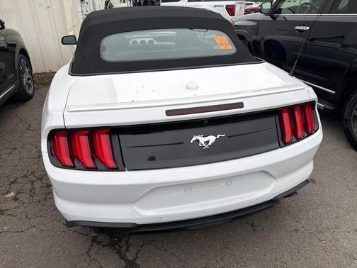 2022 Ford Mustang EcoBoost Premium